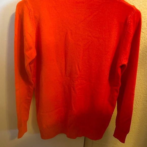 Pretty orange button up long sleeves sweater, never worn. - Picture 4 of 5